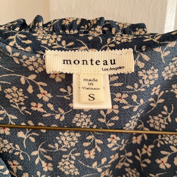 MONTEAU Faux-Tie Wrap Top - Picture 3 of 5